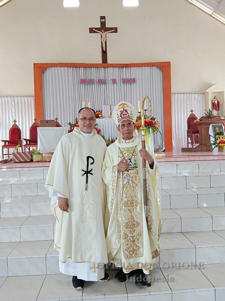 Indonesia - A Haekesak la professione perpetua delle prime suore orionine indonesiane -  29282