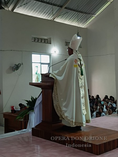 Indonesia - A Haekesak la professione perpetua delle prime suore orionine indonesiane -  29287
