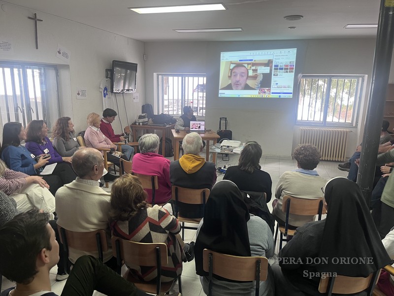 Gli incontri della Famiglia Carismatica Orionina in Spagna e in Venezuela  -  29375