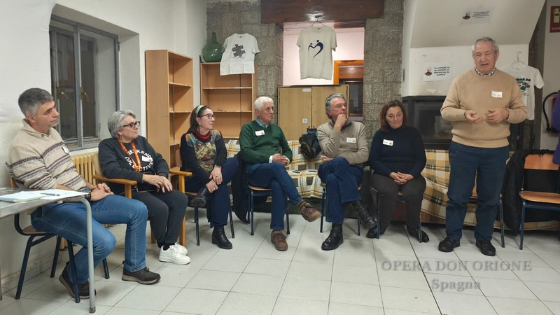 Gli incontri della Famiglia Carismatica Orionina in Spagna e in Venezuela  -  29378