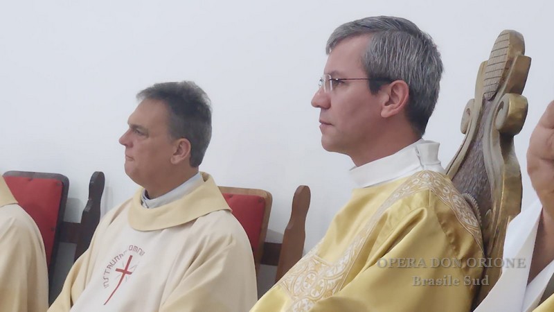 Brasile Sud: Celebrata l'ordinazione sacerdotale del diacono Alexandre de Maman -  29400