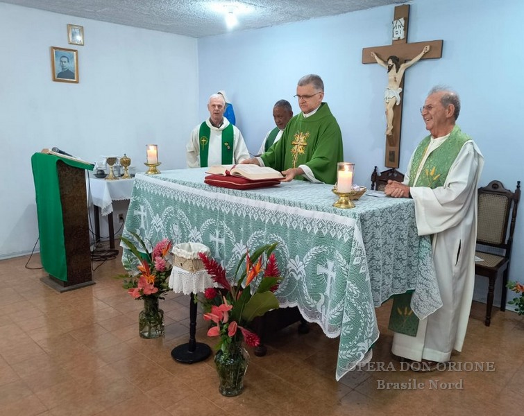 Brasile Nord: Visita fraterna all'Eremo Frei Ave Maria di Valença -  29437