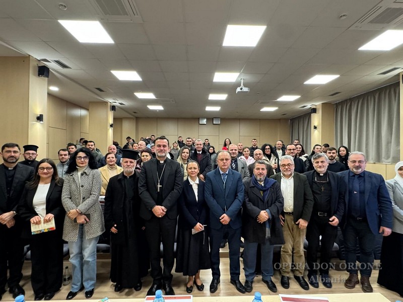 Albania - Custodire la terra, costruire la pace: il cammino interreligioso ad Elbasan -  29445
