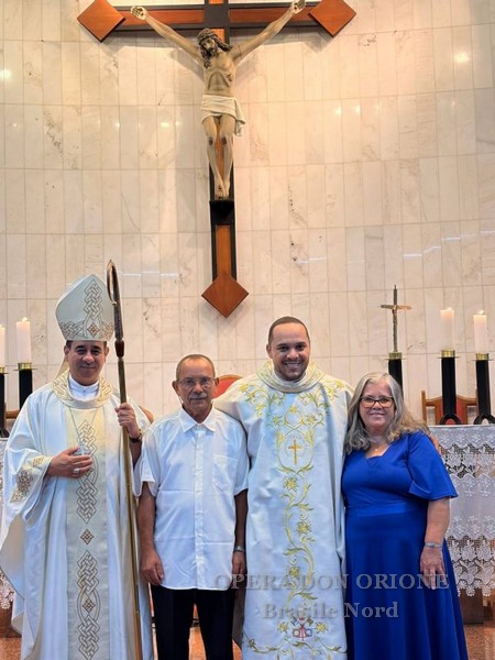 Brasile Nord - L'ordinazione sacerdotale del diacono Jaider Geraldo de Assis Júnior -  29472