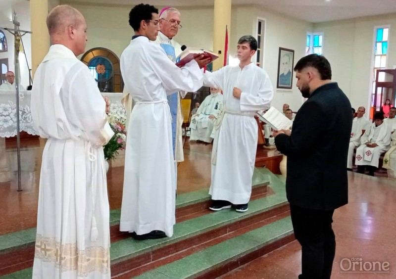 Argentina - Professione religiosa, ministeri e invio missionario nella comunità orionina di Claypole -  29479