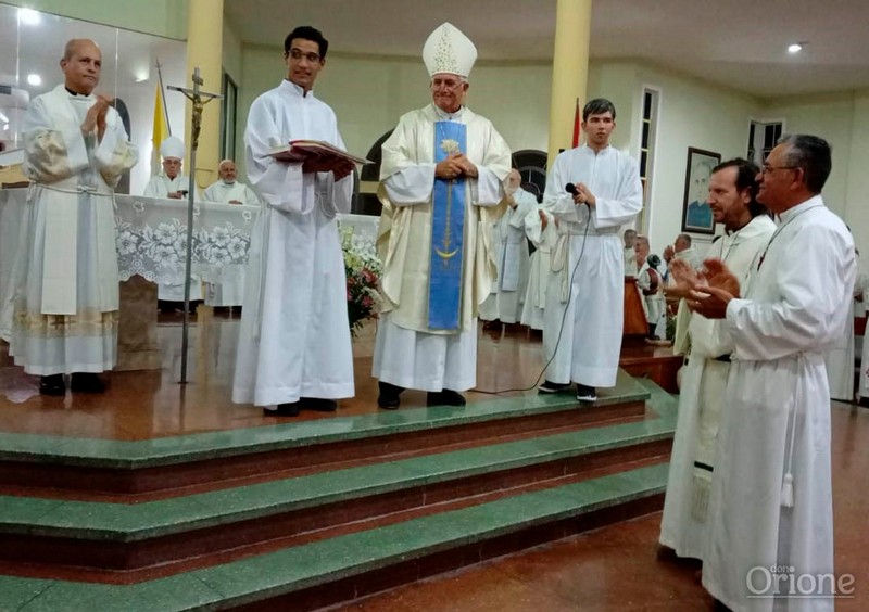 Argentina - Professione religiosa, ministeri e invio missionario nella comunità orionina di Claypole -  29481