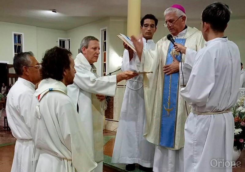 Argentina - Professione religiosa, ministeri e invio missionario nella comunità orionina di Claypole -  29489