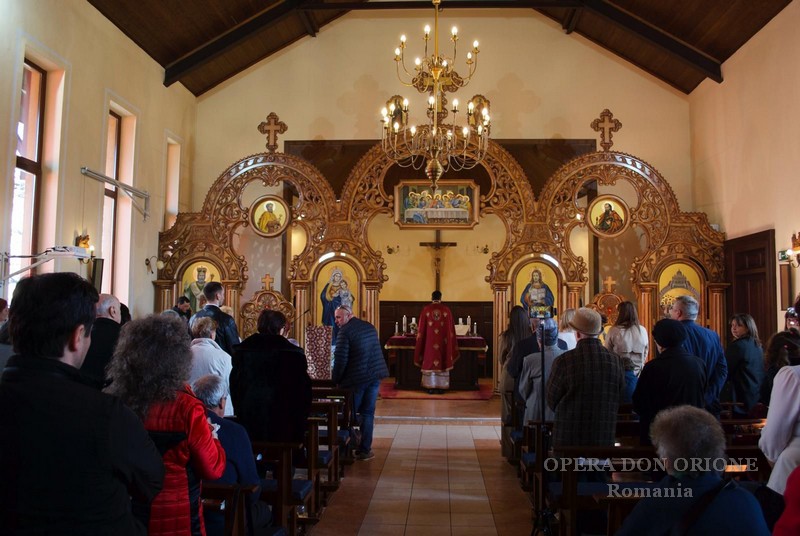 Romania -Musica, preghiera e riconoscenza: l'evento “Note per la mamma” a Oradea -  29678