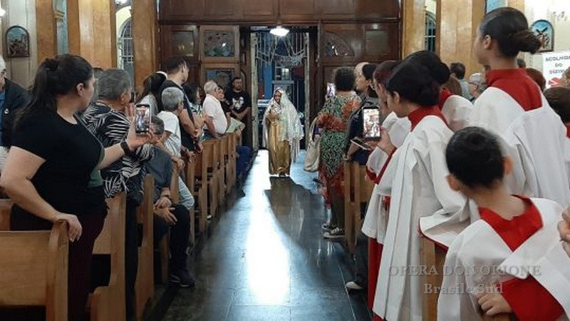 Brasile Sud: Cento anni della Parrocchia di “Nostra Signora Achiropita” -  29865