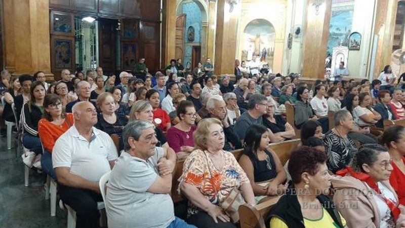 Brasile Sud: Cento anni della Parrocchia di “Nostra Signora Achiropita” -  29868