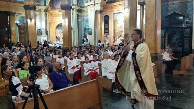 Brasile Sud: Cento anni della Parrocchia di “Nostra Signora Achiropita” -  29871