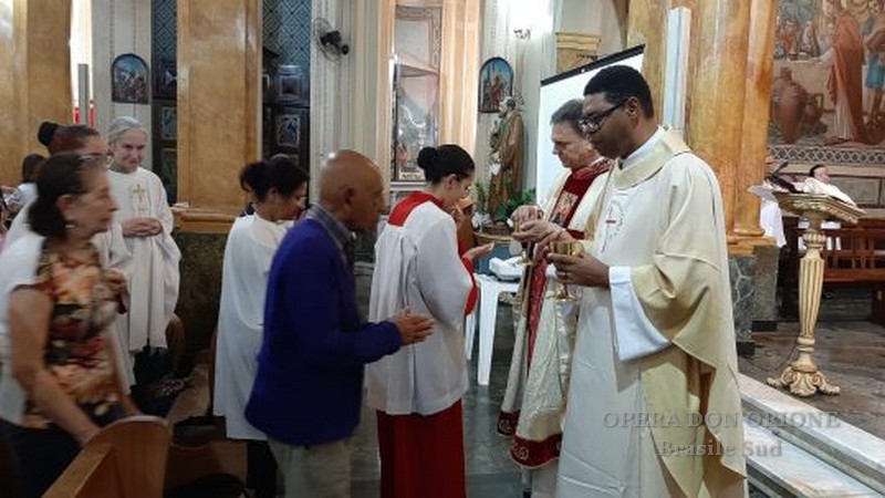 Brasile Sud: Cento anni della Parrocchia di “Nostra Signora Achiropita” -  29872