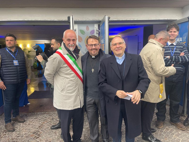 Italia - La visita del Ministro per le Disabilità al Centro Don Orione di Ercolano -  29930