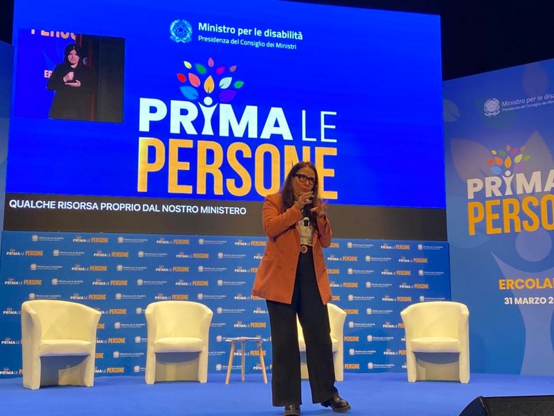 Italia - La visita del Ministro per le Disabilità al Centro Don Orione di Ercolano -  29935