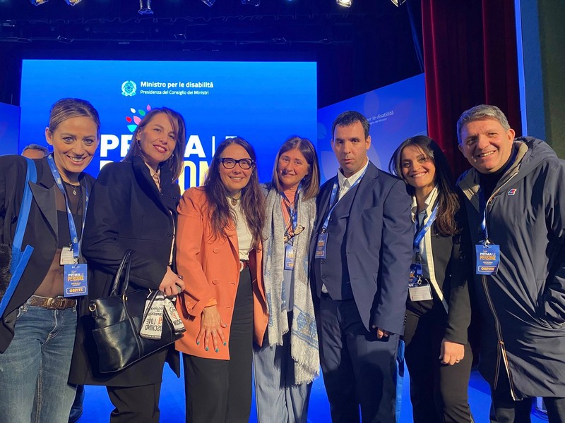 Italia - La visita del Ministro per le Disabilità al Centro Don Orione di Ercolano -  29936