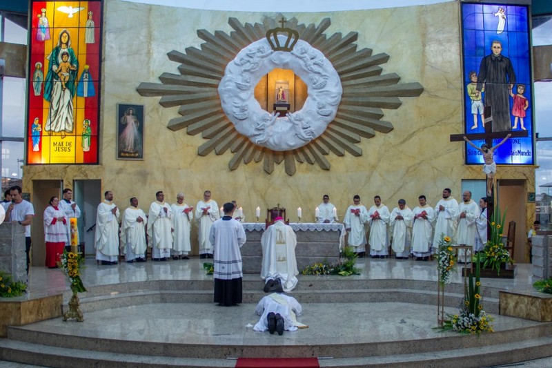 Brasile Nord – L'ordinazione sacerdotale del diacono Renato Ribeiro da Costa -  30079