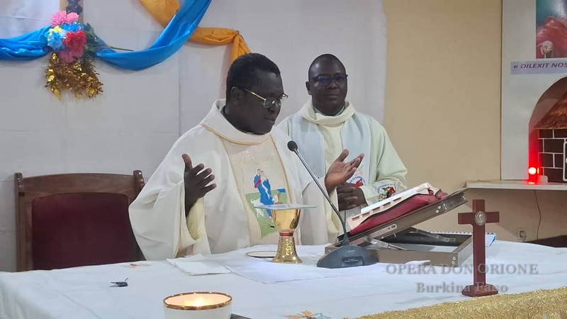 Burkina Faso – Al CHR di Banfora inaugurata la grotta dedicata a “Nostra Signora della Guardia” -  30124