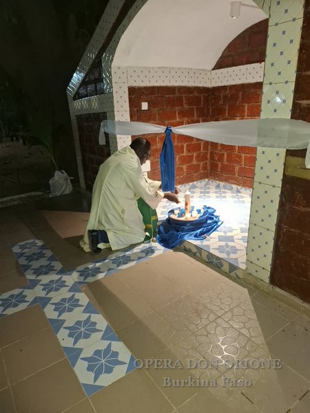 Burkina Faso – Al CHR di Banfora inaugurata la grotta dedicata a “Nostra Signora della Guardia” -  30128