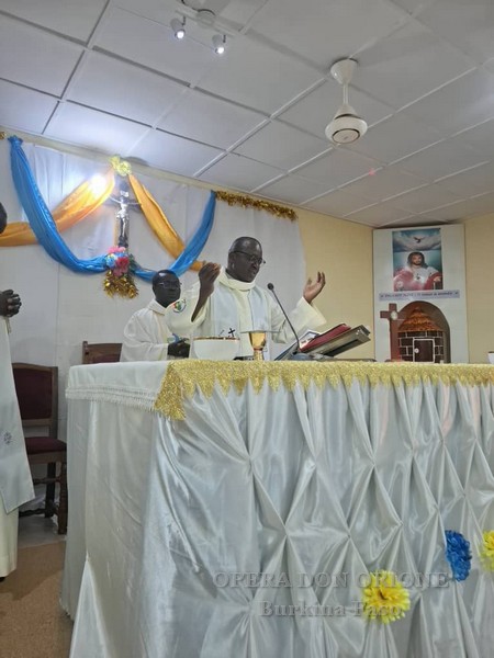 Burkina Faso – Al CHR di Banfora inaugurata la grotta dedicata a “Nostra Signora della Guardia” -  30135