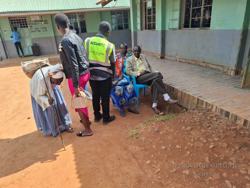 Kenya – A Nyadorera la festa di San Luigi Orione diventa servizio ai più poveri -  30265