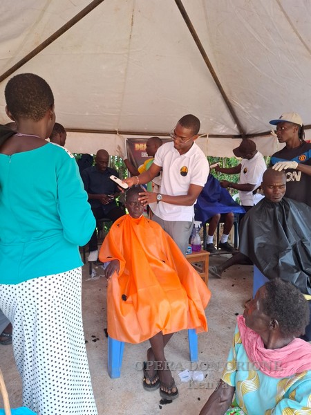 Kenya – A Nyadorera la festa di San Luigi Orione diventa servizio ai più poveri -  30272
