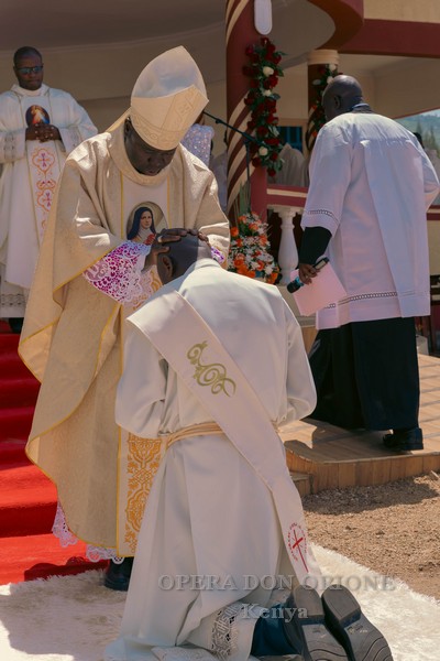 Kenya – Un nuovo sacerdote nella Delegazione di “Nostra Signora del Rosario” -  30288