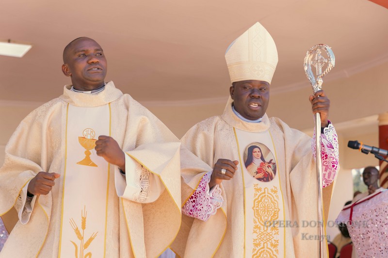 Kenya – Un nuovo sacerdote nella Delegazione di “Nostra Signora del Rosario” -  30292