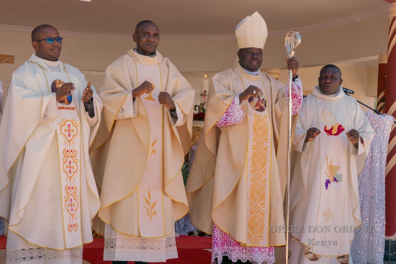 Kenya – Un nuovo sacerdote nella Delegazione di “Nostra Signora del Rosario” -  30293