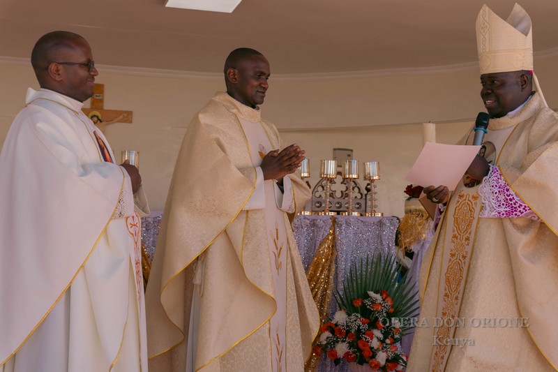 Kenya – Un nuovo sacerdote nella Delegazione di “Nostra Signora del Rosario” -  30294