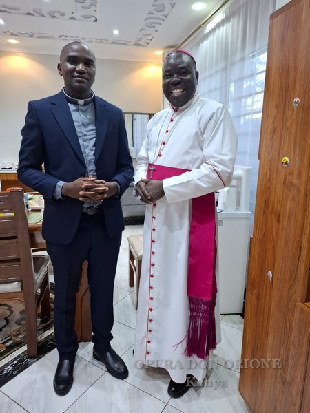 Kenya – Un nuovo sacerdote nella Delegazione di “Nostra Signora del Rosario” -  30298