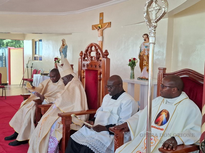 Kenya – Un nuovo sacerdote nella Delegazione di “Nostra Signora del Rosario” -  30299
