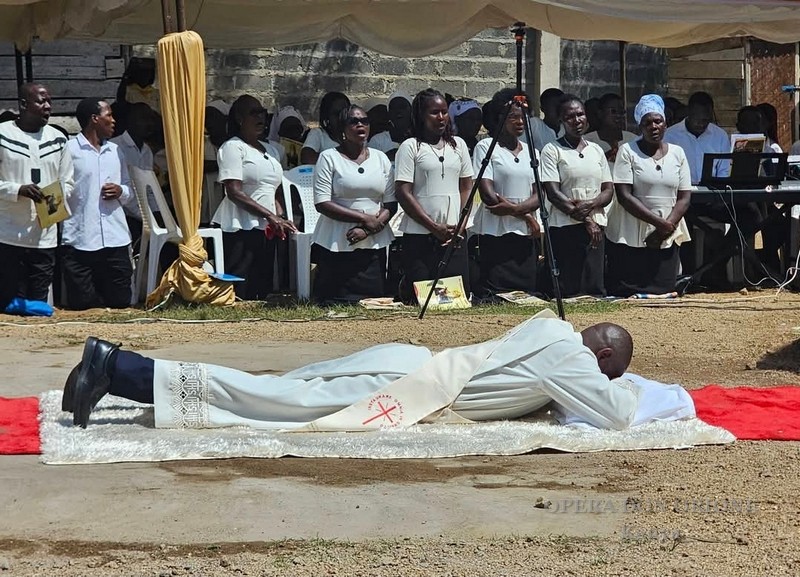 Kenya – Un nuovo sacerdote nella Delegazione di “Nostra Signora del Rosario” -  30300