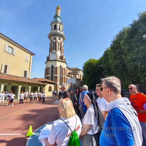 Tortona - Due ruote e passi di solidarietà sotto lo sguardo della Madonna della Guardia -  30354