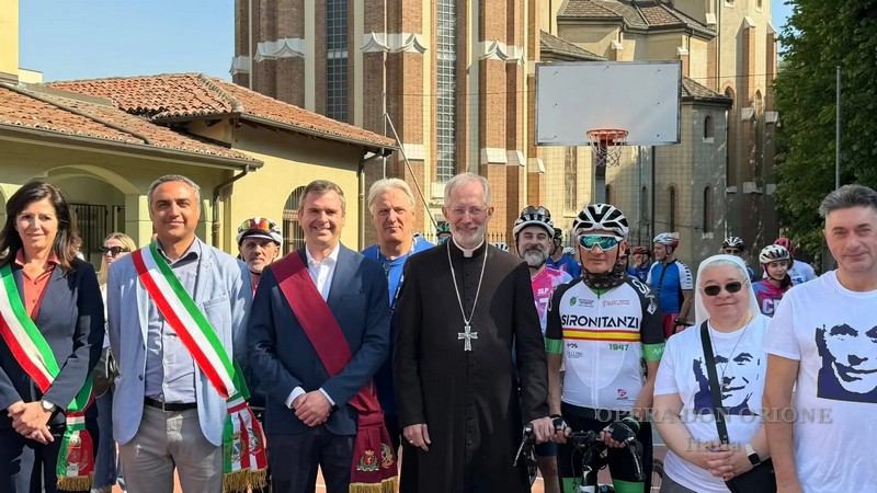 Tortona - Due ruote e passi di solidarietà sotto lo sguardo della Madonna della Guardia -  30355