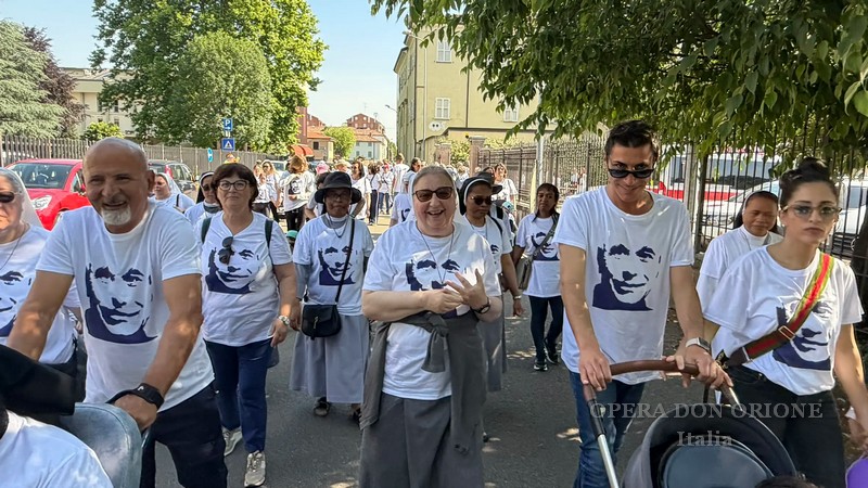 Tortona - Due ruote e passi di solidarietà sotto lo sguardo della Madonna della Guardia -  30358