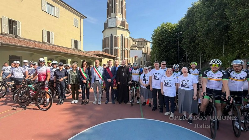 Tortona - Due ruote e passi di solidarietà sotto lo sguardo della Madonna della Guardia -  30361