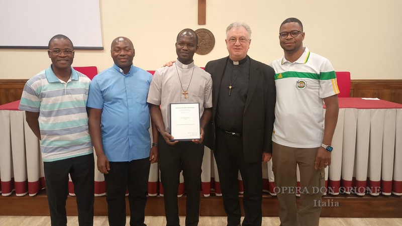 Roma - Alla Gregoriana la difesa di dottorato di P. André Koungbanwobougou Langbong  -  30474