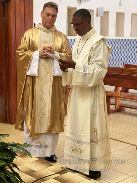 Capo Verde - Igualdino da Silva Tavares ordinato sacerdote -  30532