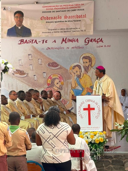 Capo Verde - Igualdino da Silva Tavares ordinato sacerdote -  30547