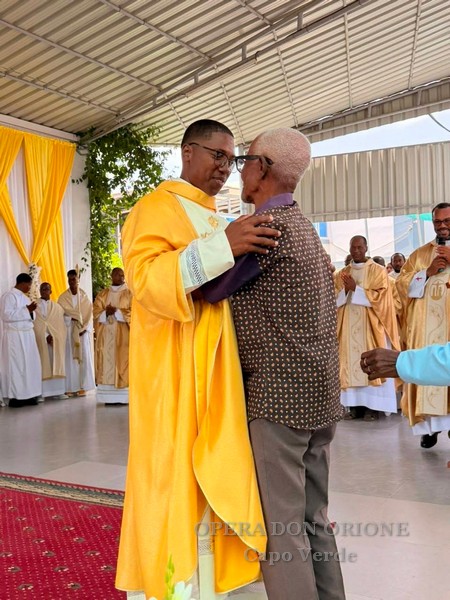 Capo Verde - Igualdino da Silva Tavares ordinato sacerdote -  30548