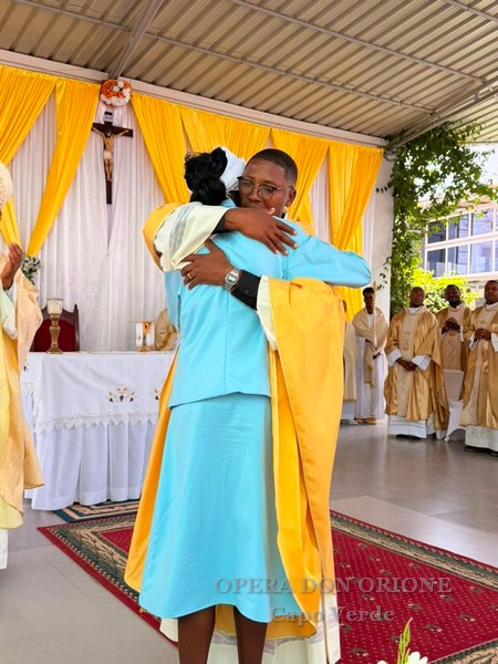 Capo Verde - Igualdino da Silva Tavares ordinato sacerdote -  30549