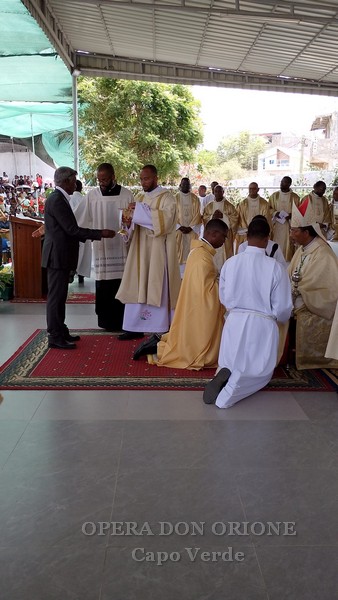 Capo Verde - Igualdino da Silva Tavares ordinato sacerdote -  30561