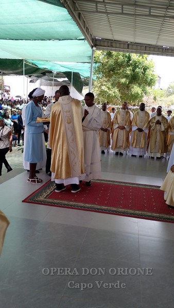 Capo Verde - Igualdino da Silva Tavares ordinato sacerdote -  30562