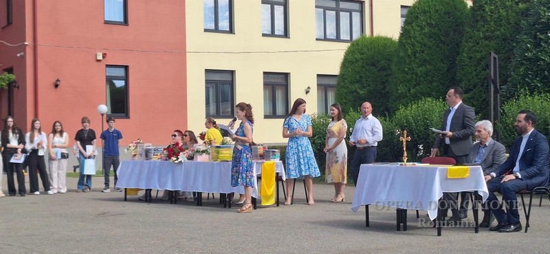 Romania - Giornata di festa a Oradea: premi, benedizione e unità nella Famiglia Carismatica Orionina -  30587