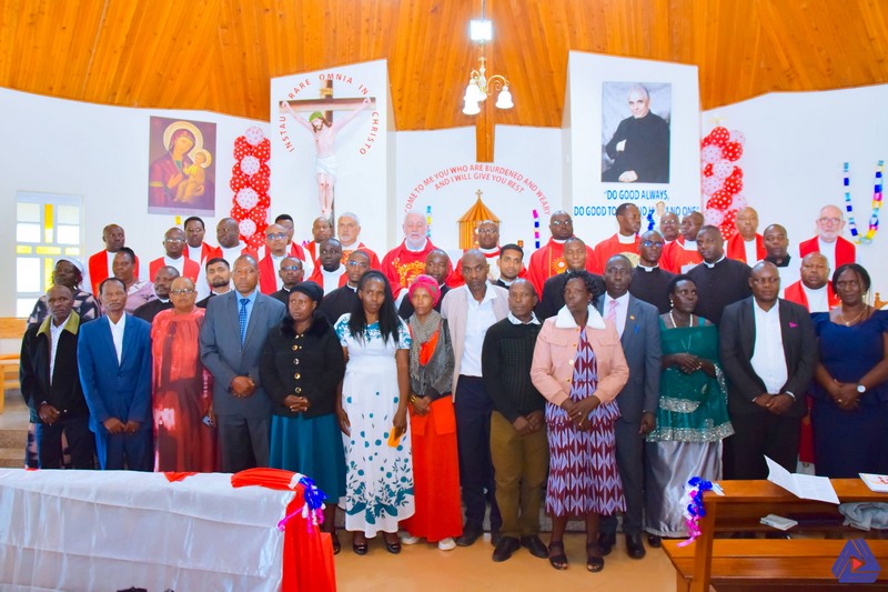 Kenya - Nove novizi emettono la Prima Professione Religiosa a Nairobi -  30654