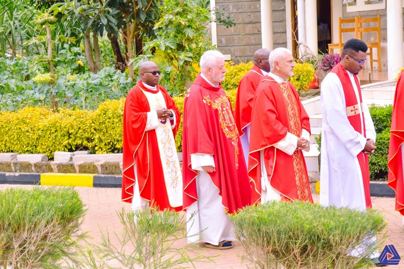 Kenya - Nove novizi emettono la Prima Professione Religiosa a Nairobi -  30658