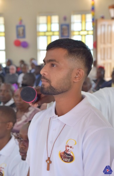 Kenya - Nove novizi emettono la Prima Professione Religiosa a Nairobi -  30670
