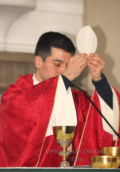 Cile - A Los Angeles ordinato sacerdote Padre Sebastián Vega Selaive  -  30842
