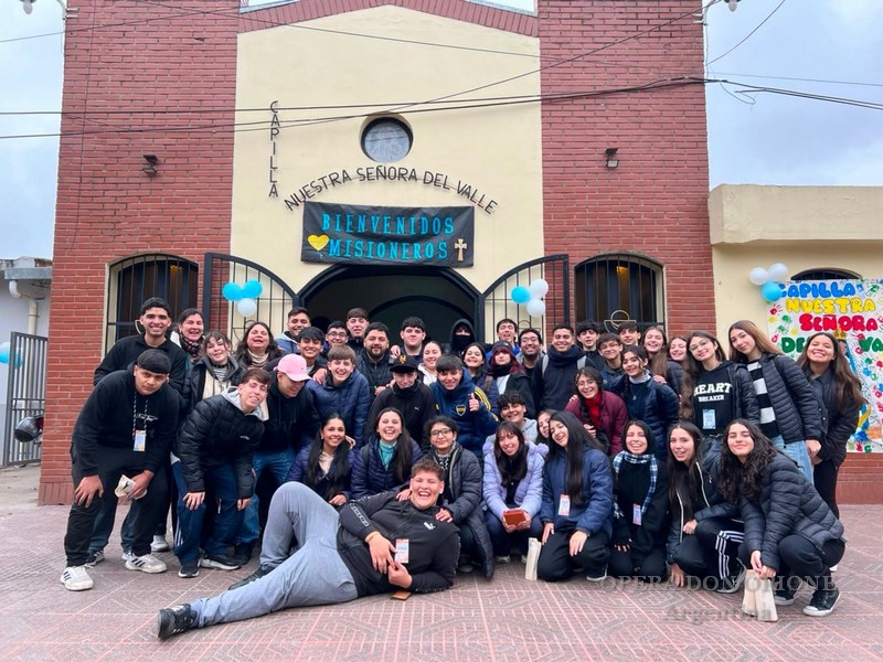 Argentina - “Gesù guarda, chiama e trasforma”. Giovani missionari a Tucumán -  30870