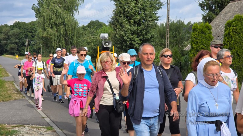 Polonia - Quarant'anni di cammino: il gruppo orionino in pellegrinaggio verso Jasna Góra -  30953